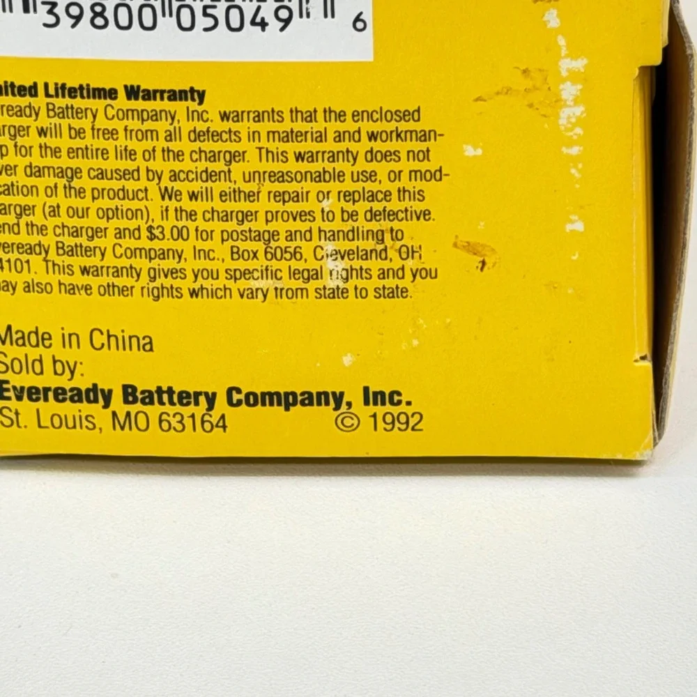 Vintage Eveready QCC4 3 Hour Quick Battery Charger for AA AAA C D 9V Ni-Cd 1992